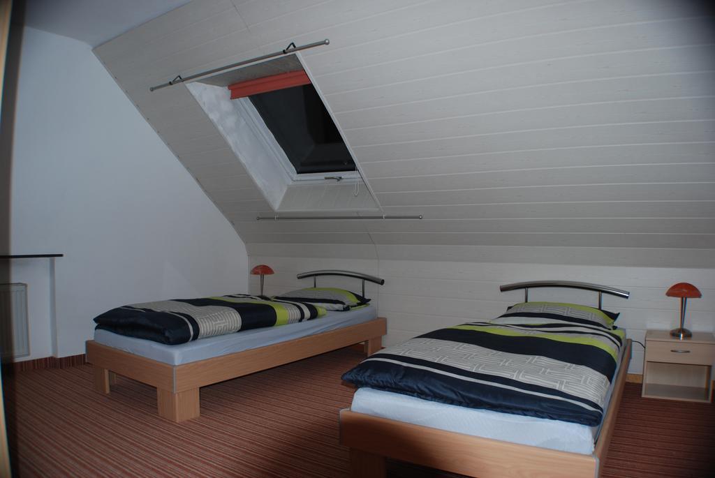 Ferienwohnung Cillien Dudeldorf ภายนอก รูปภาพ