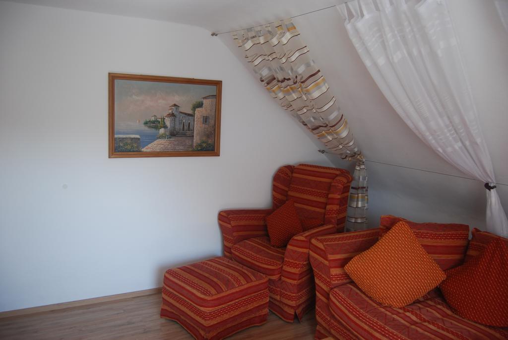 Ferienwohnung Cillien Dudeldorf ภายนอก รูปภาพ